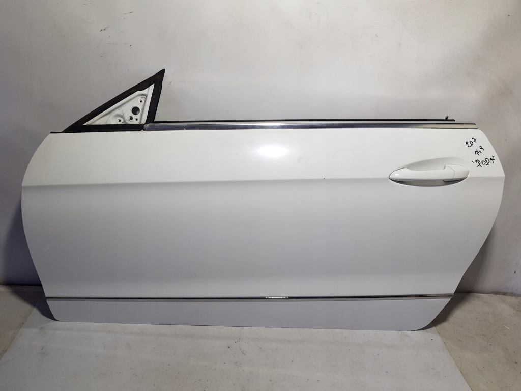 Купить Дверь левая mercedes w207 c207 149 c149