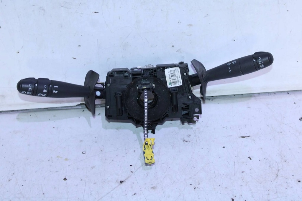 фото №1, Переключатель комбинированный переключатели лента dacia sandero