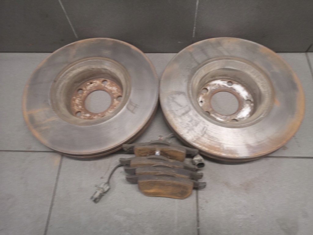 фото №11, Диск гальмівні диски гальмівні колодки перед a4 b8 a5 314mm