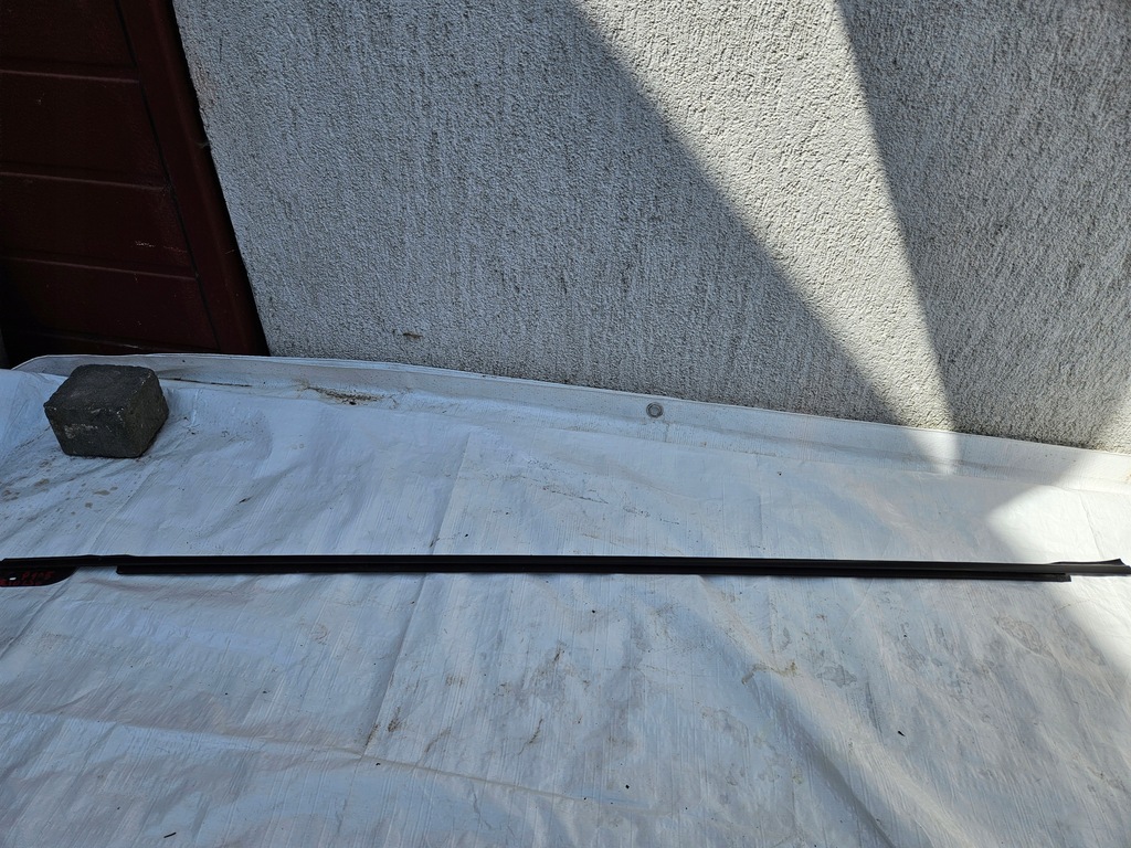 фото №5, Молдинг уплотнитель левый перед kia rio iii 12-17 3 дверь