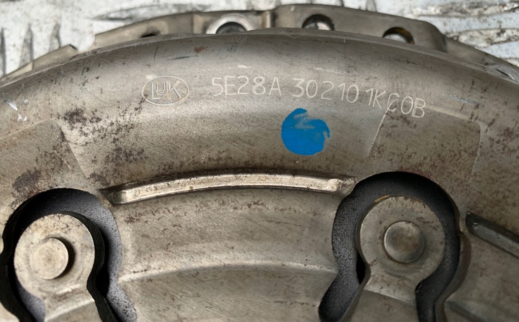 Колесо двомасовий nissan ranult luk 415056410 Київ