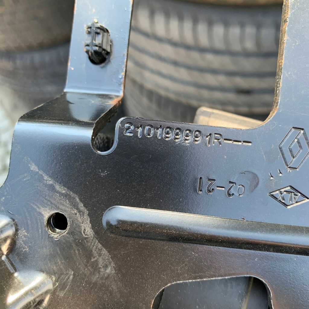 Renault kangoo iii iv 1.5 dci adblue насос воды 0392024095 210108197r в Украине