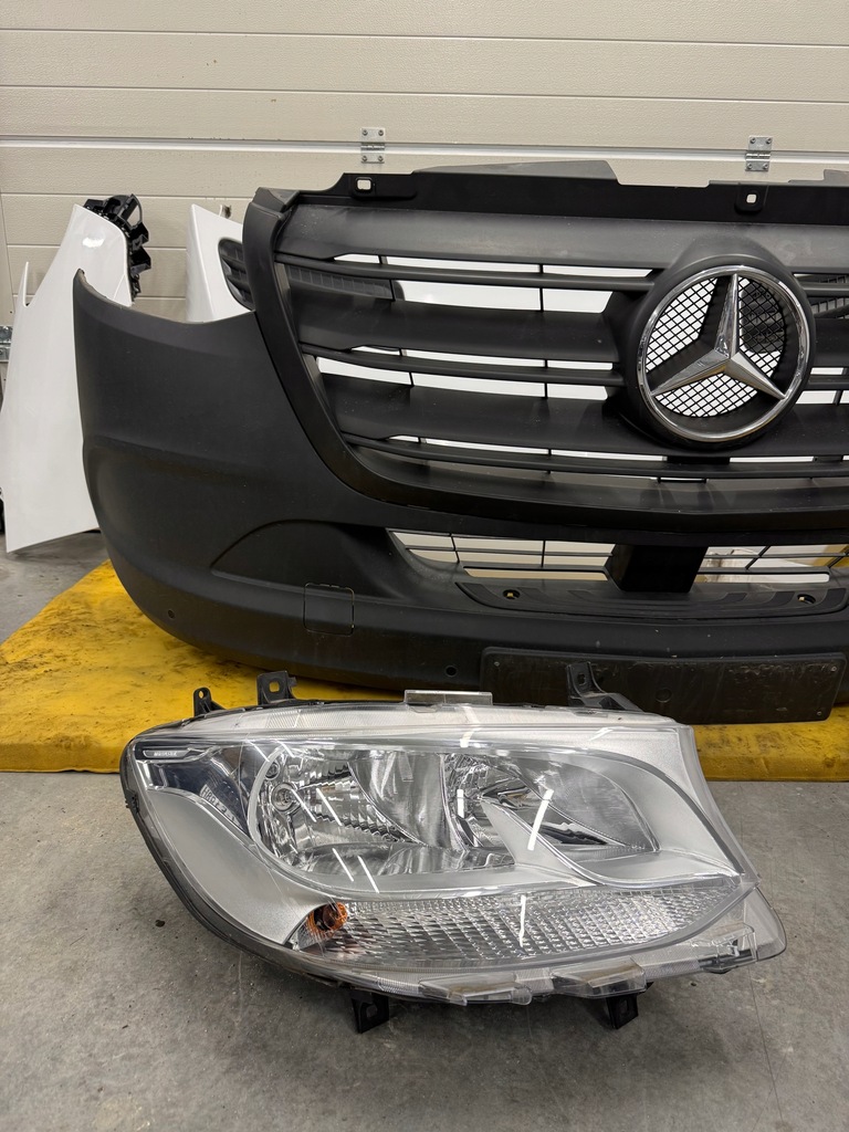 фото №7, Перед kompletny sprinter 907 910 2.2 капот бампер pas лампы pas радиатор