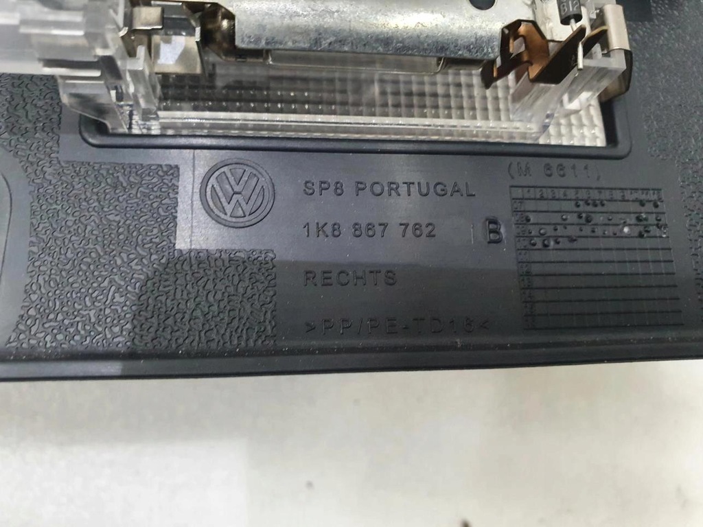 фото №12, Обивка багажника опора правая vw scirocco