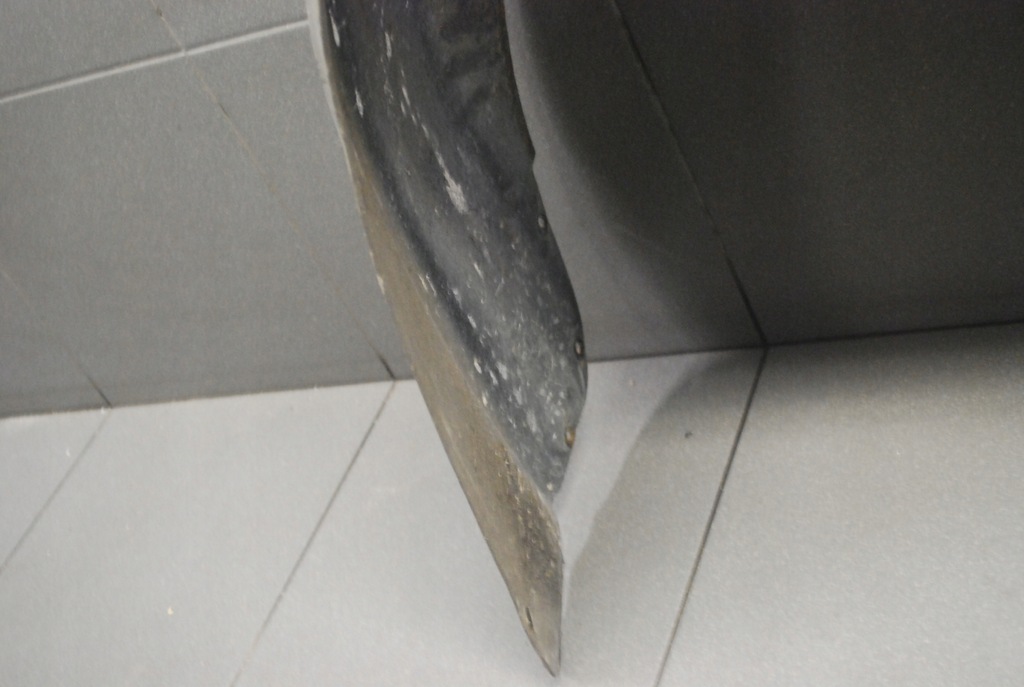 фото №8, Подкрылок левый перед audi a6 c5 2.4 4b0821171b