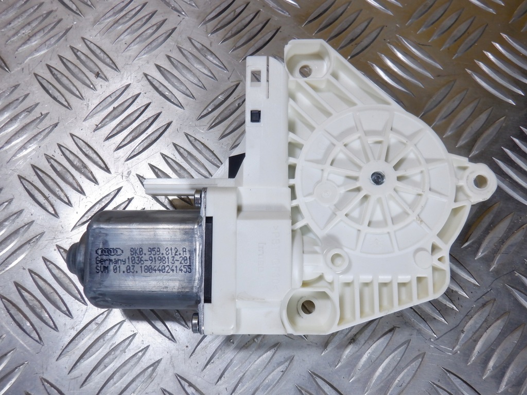 фото №7, Моторчик скло 8k0959812a seat vw skoda yeti