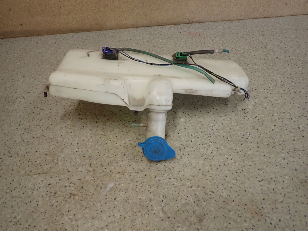 фото №6, Suzuki ignis 00-03 бачок распылителя помпа