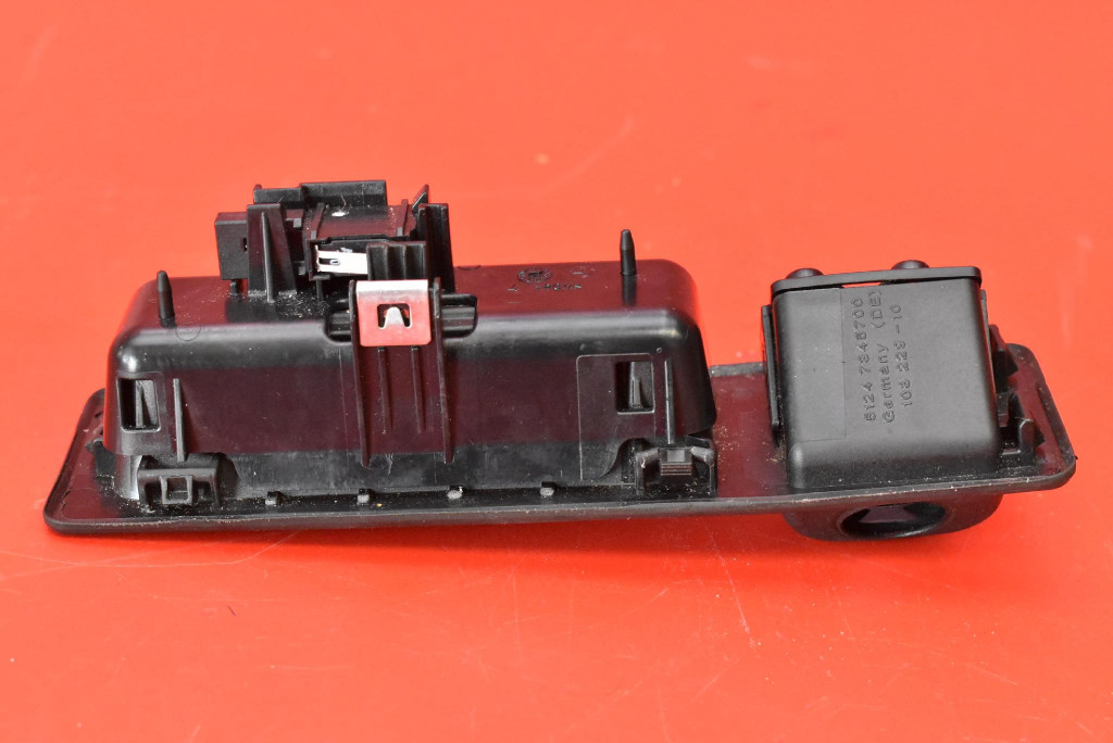 Ручка кнопка крышки задний  задний 7345700 bmw x5 f15 13-18 Недорого