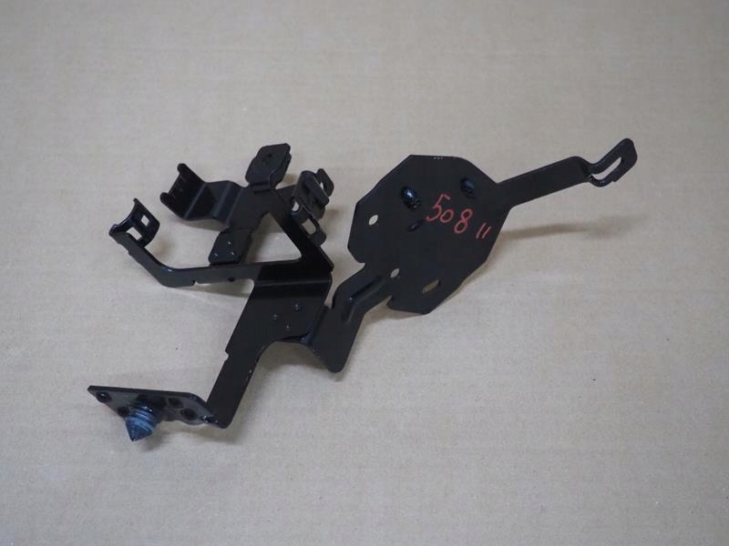 фото №1, Кронштейн кронштейн peugeot 508 ii