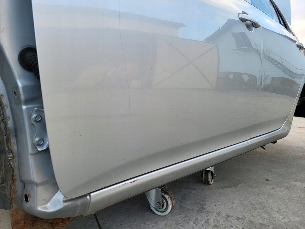 фото №11, Toyota corolla e15 07r двері ліва передні перед 1f7