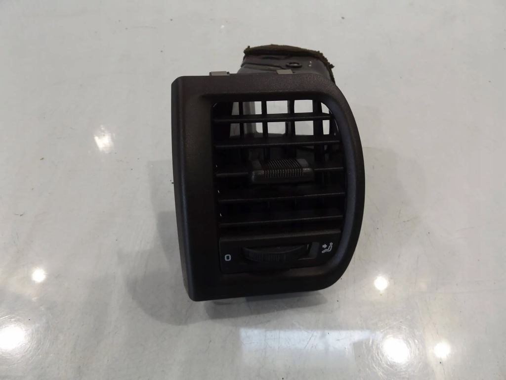 фото №1, Fabia ii решітка обдув ліва 5j0819701