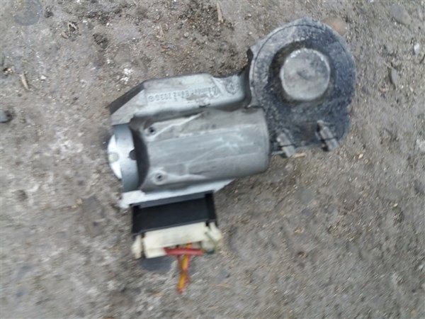 фото №4, Блокування керма mercedes e-klasa w211