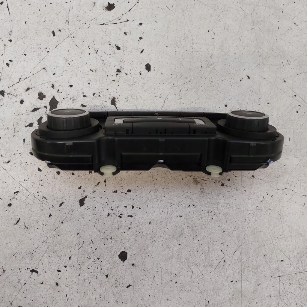 фото №9, Skoda superb ii 2 панель управление кондиционера