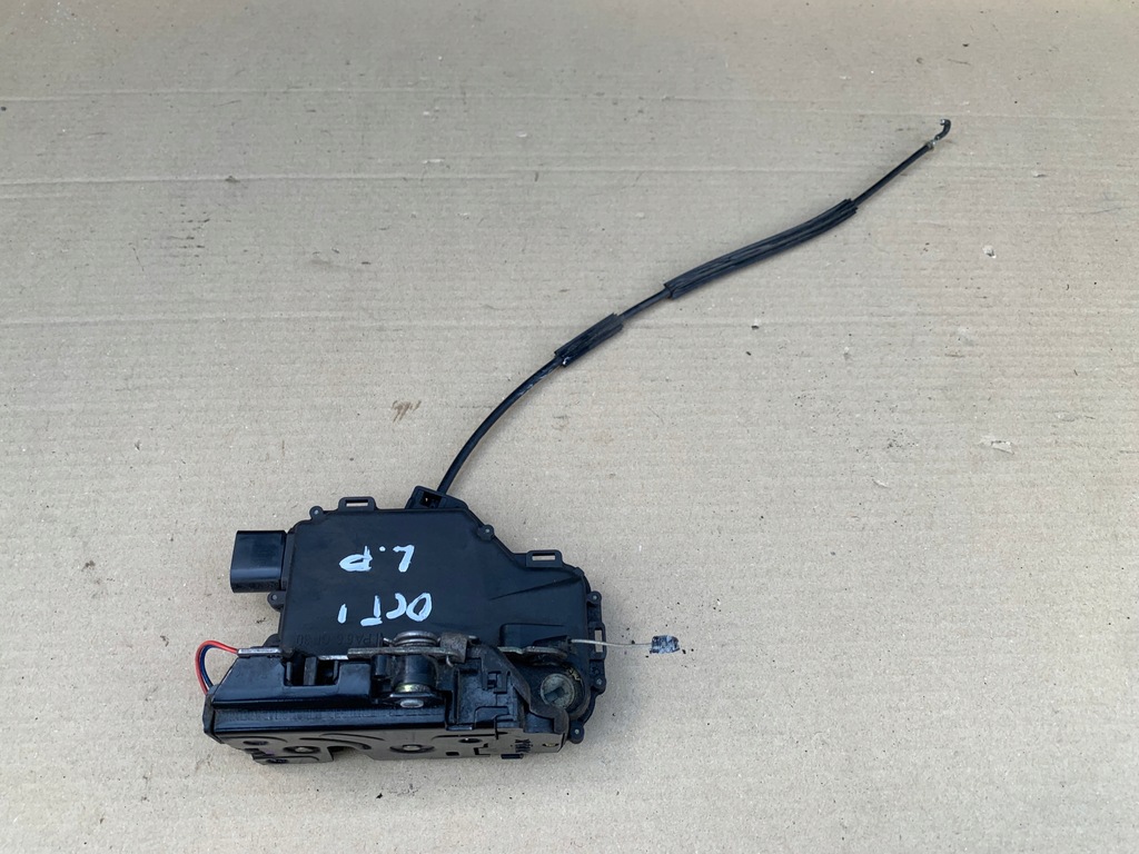 фото №1, Замок дверь левый передний octavia 1 golf iv bora leon оригинал