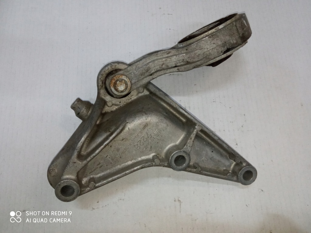 фото №1, Opel corsa e кронштейн кронштейн коробки 1.4