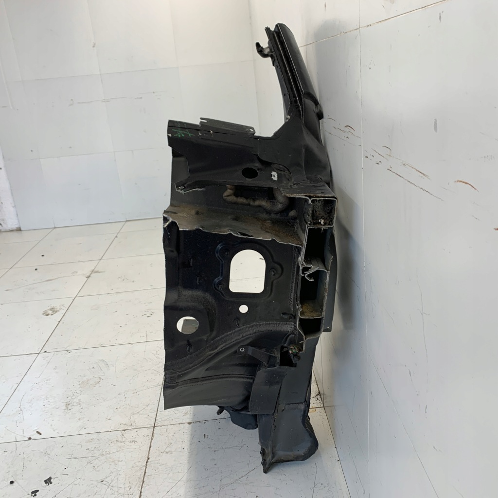 Четвертина ліва перед поріг стійку  чорний pxj dodge ram v 1500 limited 22r Ціна