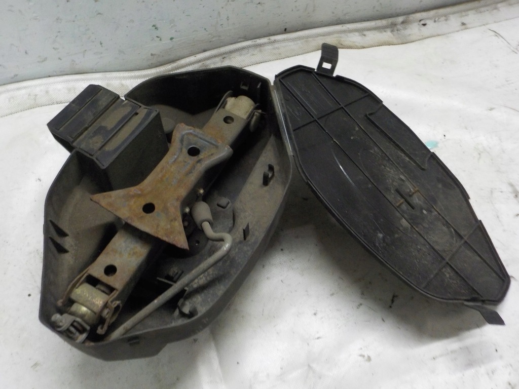 фото №1, Citroen c2 домкрат подъемник