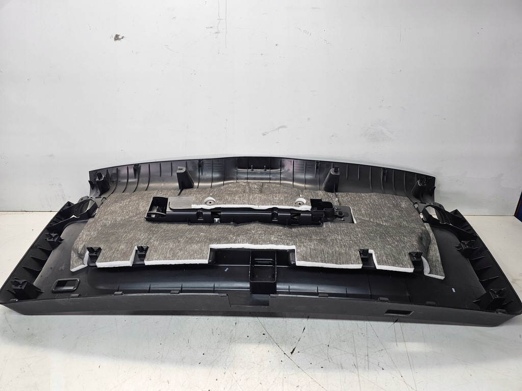 фото №8, Обивка крышки задняя audi q5 8r 8r0867979b