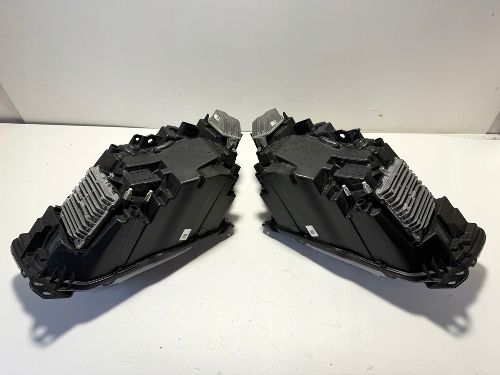 фото №8, Volvo xc40 лампа лампы передние full led europa комплект