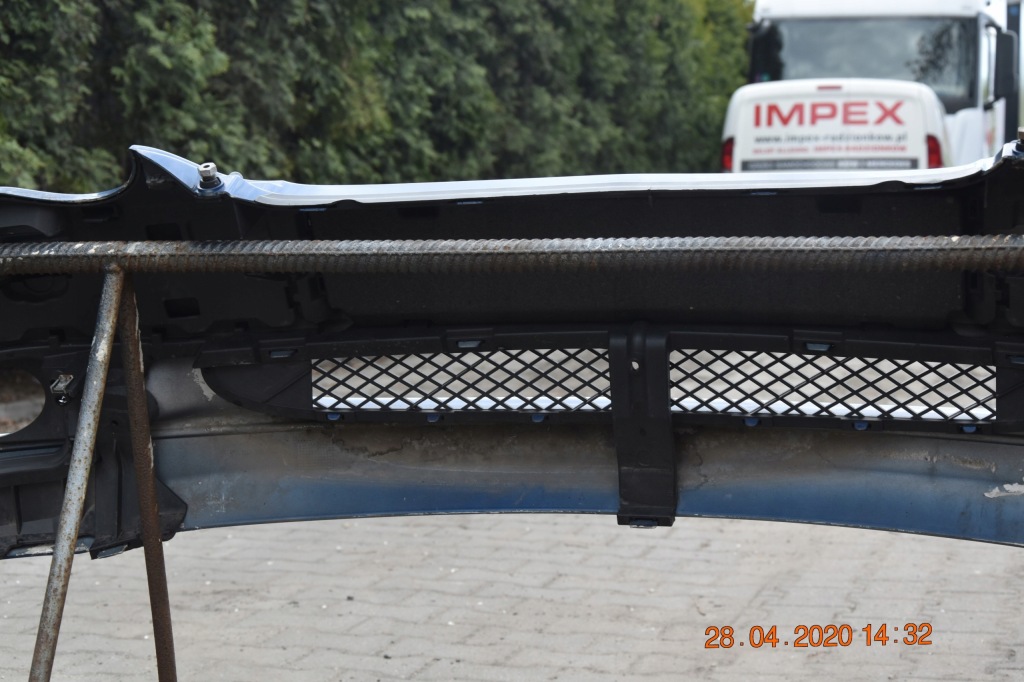 Mercedes w203 седан бампер передній перед 00r Доставка