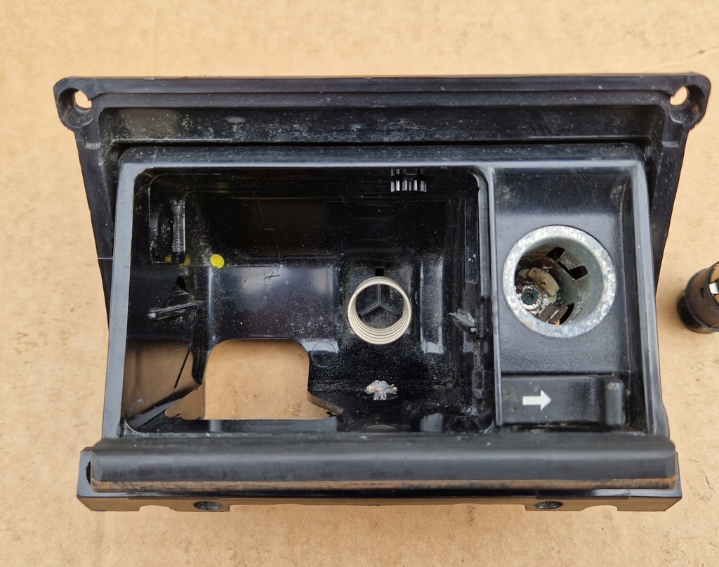 фото №15, Mercedes w140 c140 cl coupe попільничка передня прикурювач 1408100076