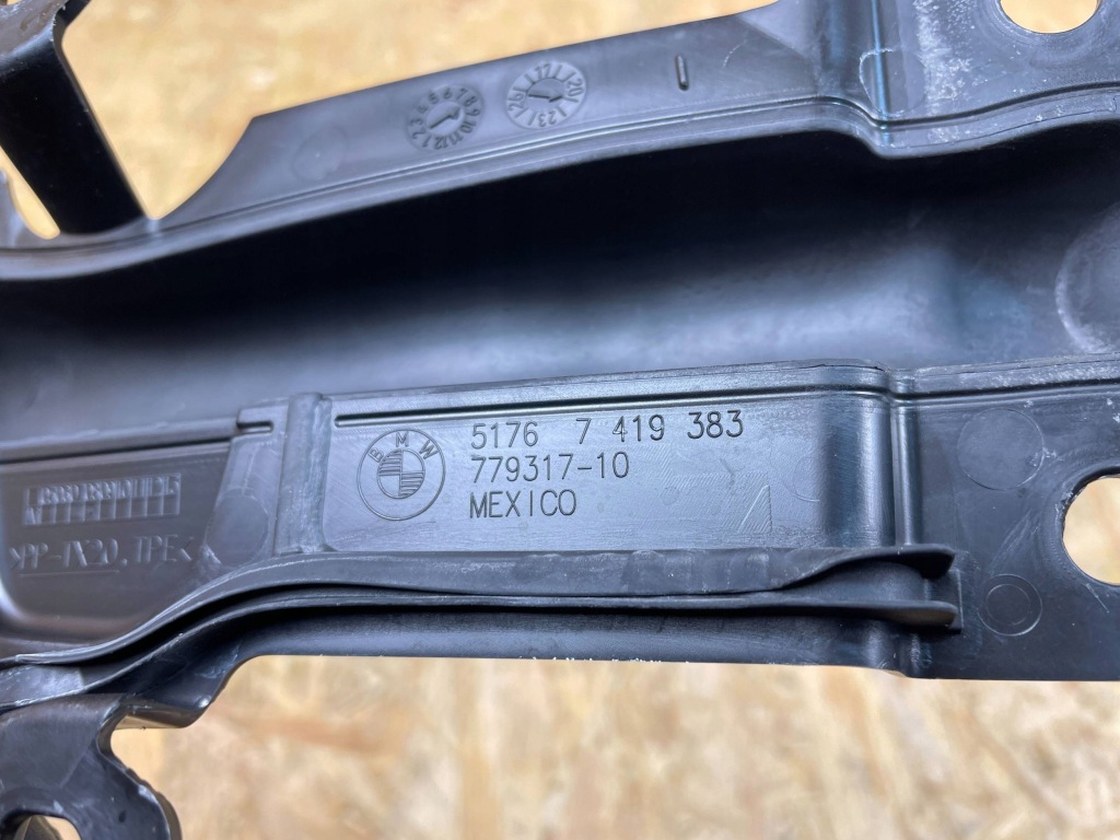 фото №11, Прокладка защита амортизатора капот левая bmw 3 g20 g21 7419383