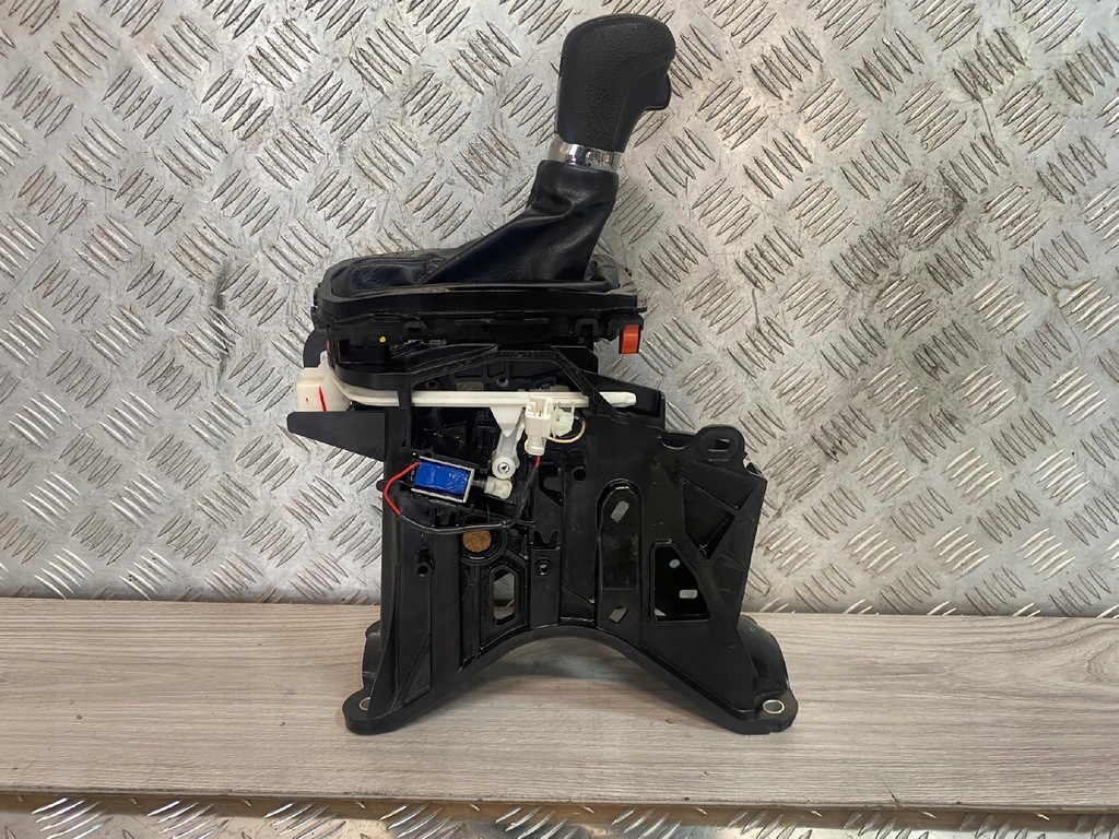 фото №15, Honda cr-v iv 12-18 автоматическая коробка передач выборщик домкрат переключения передач 61192-1842