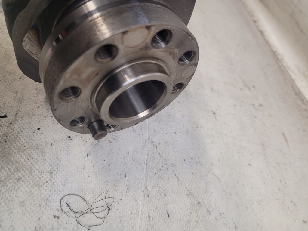 Wał колінчастий de22 611 02 + вкладиші mercedes w203 2.2cdi Недорого