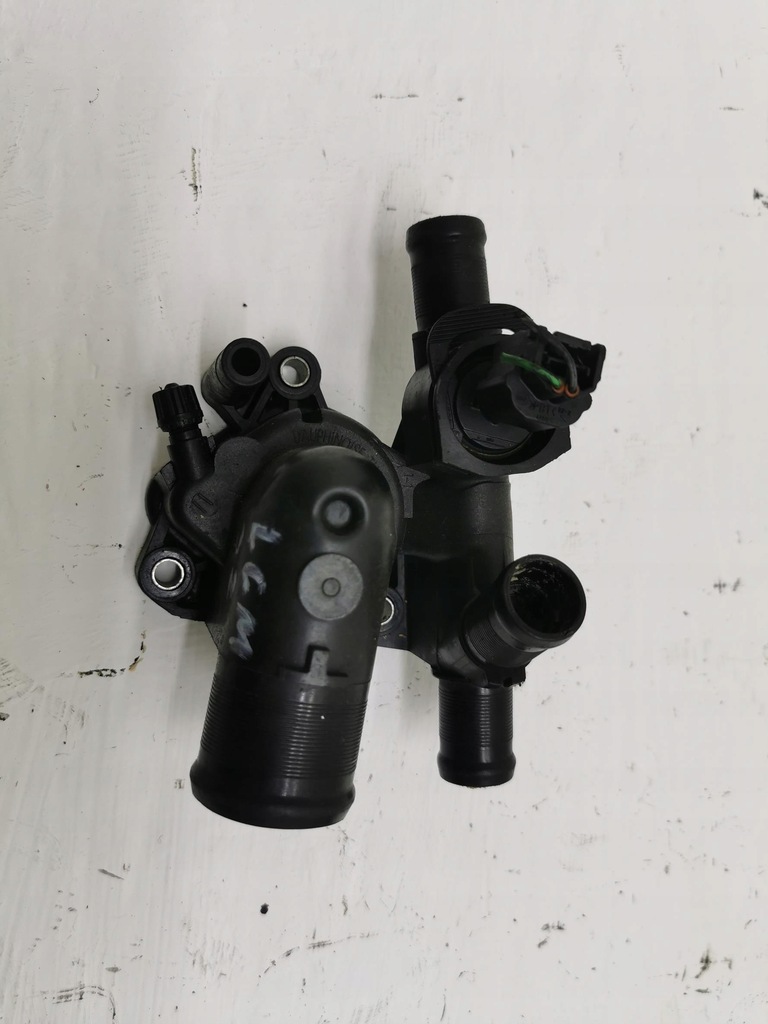 фото №1, Корпус термостата renault trafic ii 8200656419