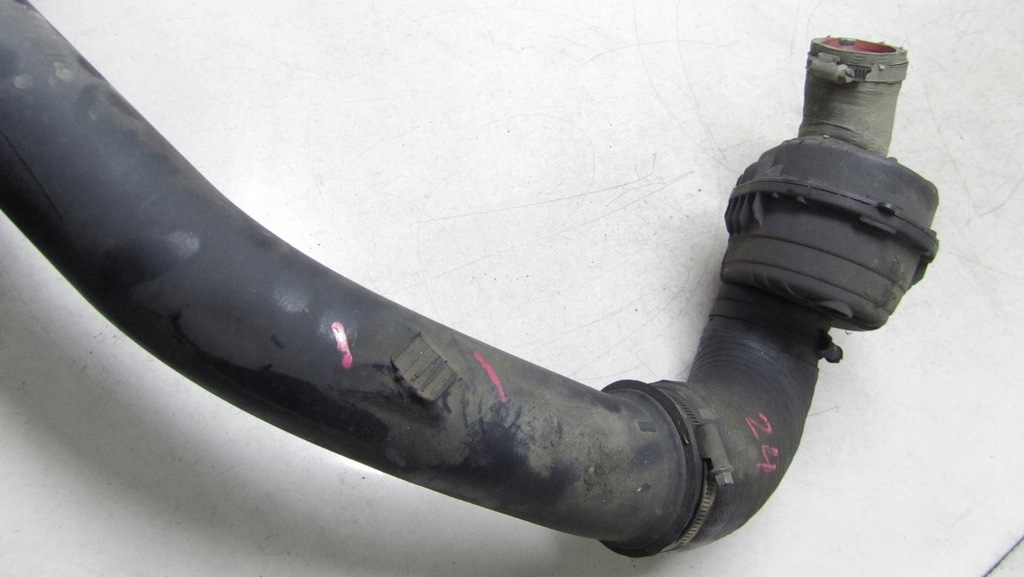 фото №3, Volvo xc60 2.4 труба шланг повітря 31261343