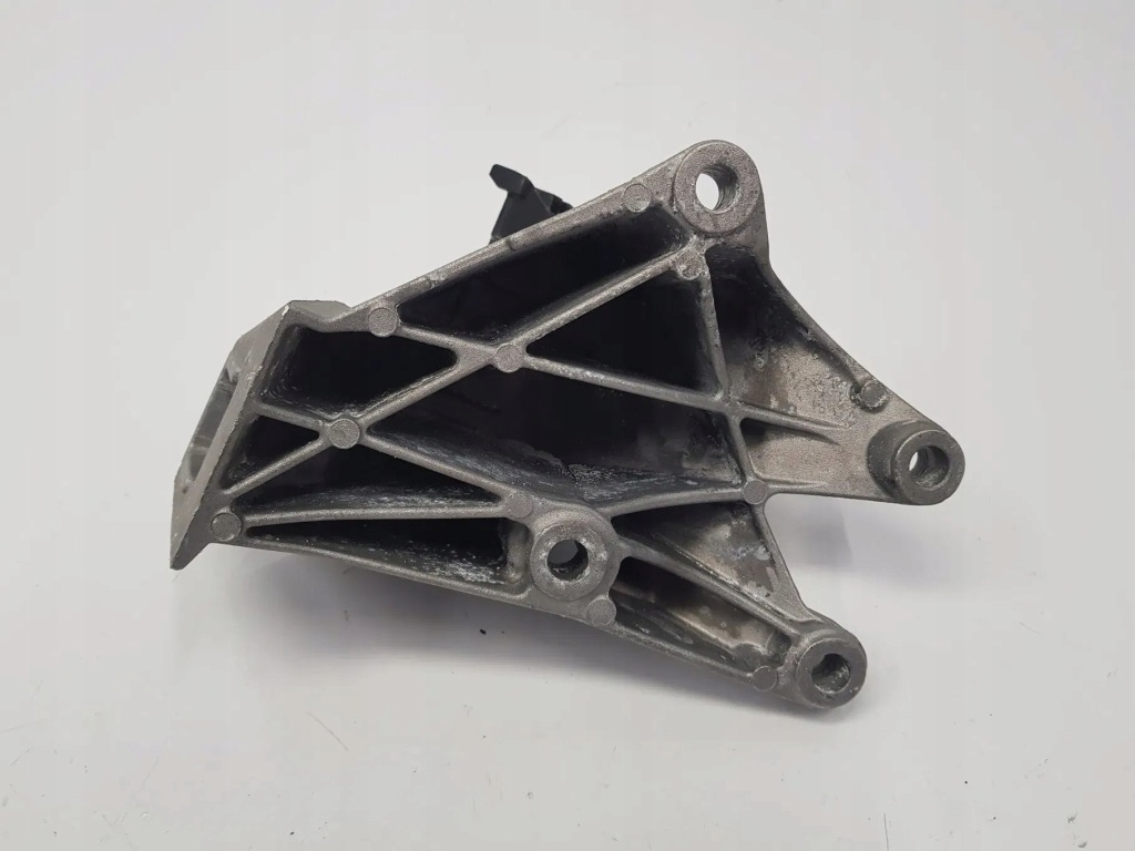 Кронштейн кронштейн кронштейн опора двигателя левая bmw g11 g12 g30 g31 g32 g01 x3 Киев