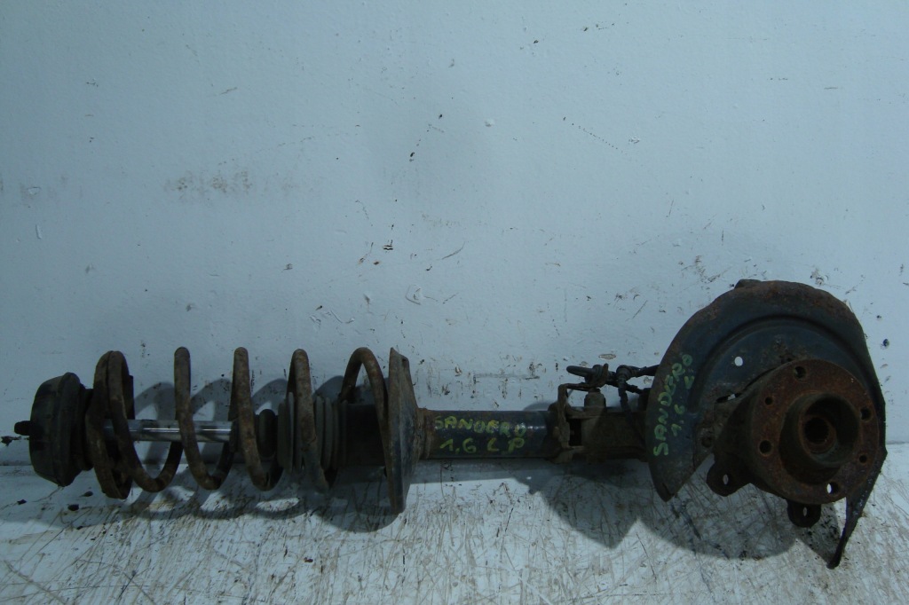 фото №1, Поворотный кулак амортизационная стойка левый перед dacia sandero i 1,6 ben