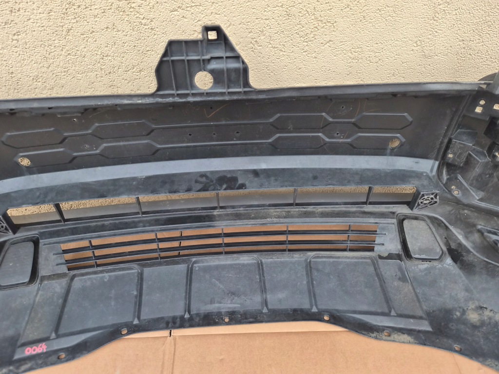 Бампер перед mitsubishi asx рестайлинг  оригинал нет клеёный с Разборки