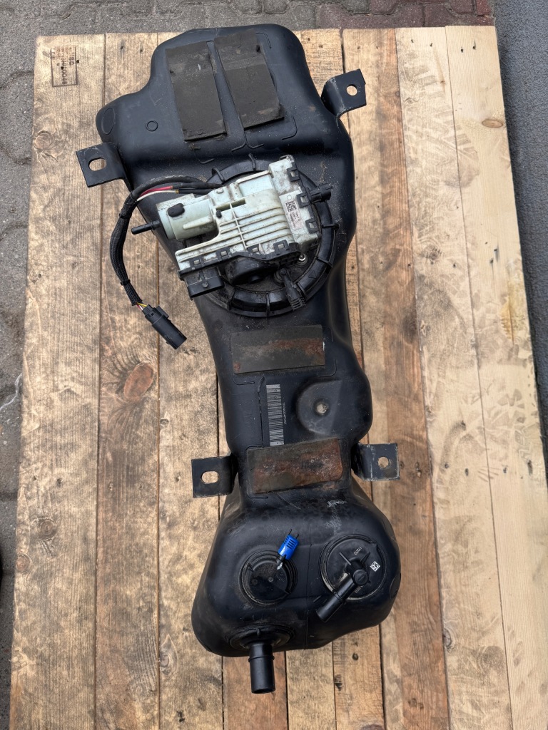фото №1, Ford ranger iv 3.2 бак adblue gb3g-5j228-ag