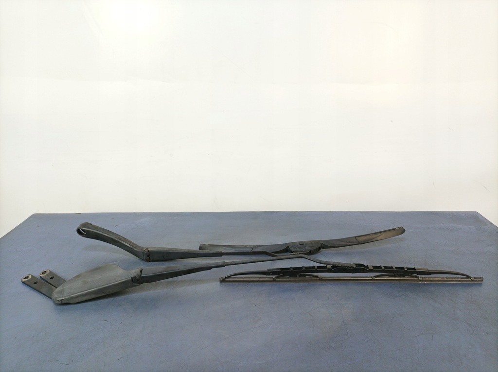 фото №1, Mercedes c w203 важелі двірники перед