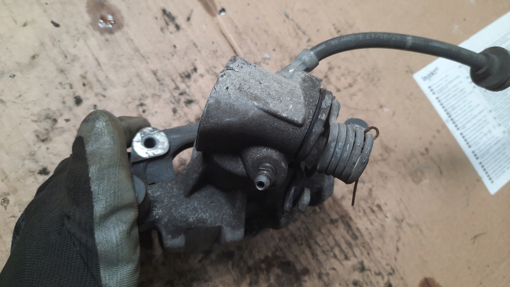 фото №5, Супорт гальмівний правий задня volvo v40 xc40 31342131