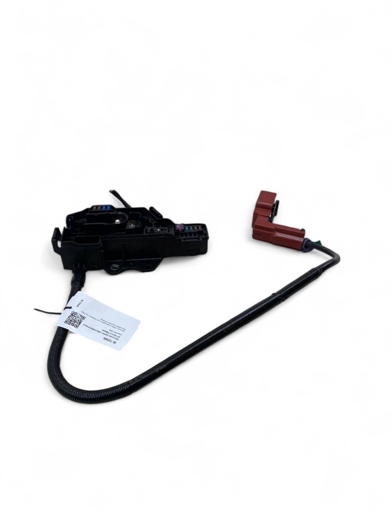 Купити Lexus rx v 2023 мінус / клема / шланг акумулятор