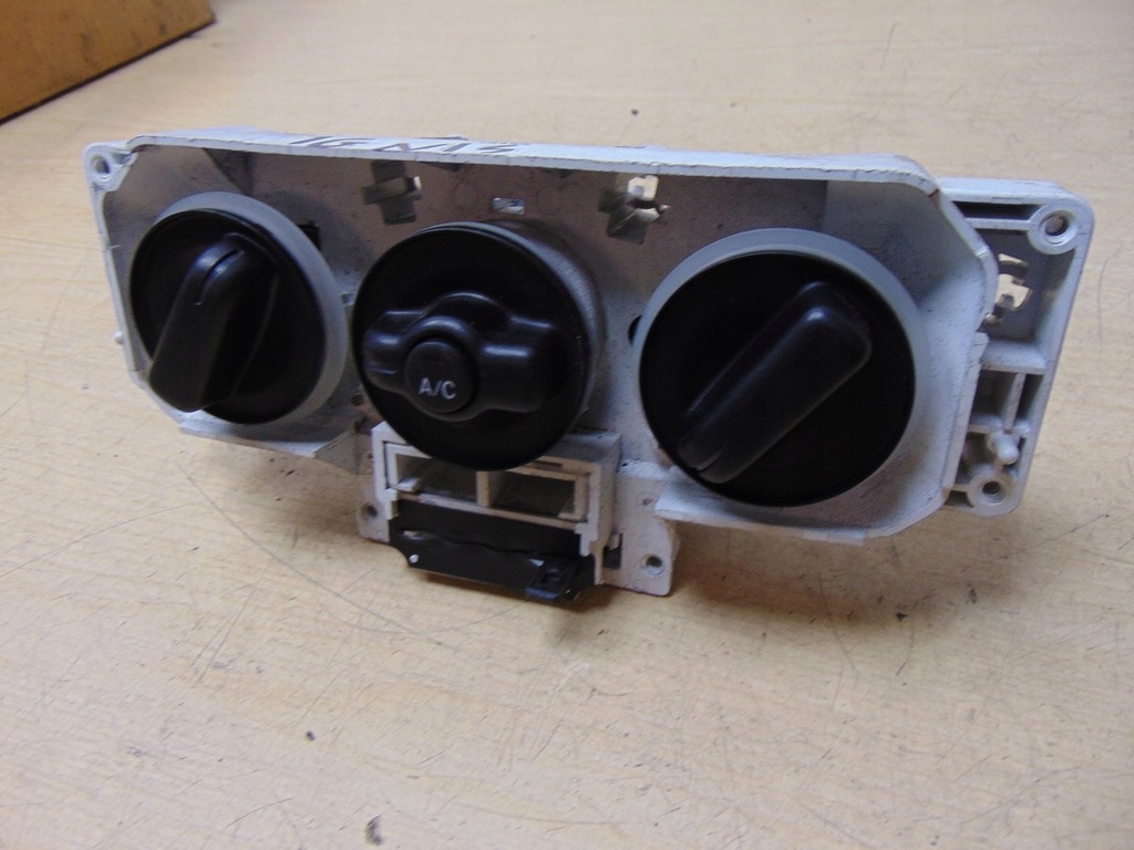 фото №5, Панель управление кондиционера suzuki ignis