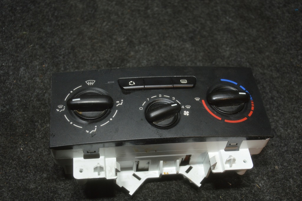 фото №1, Citroen berlingo ii fl панель обдув