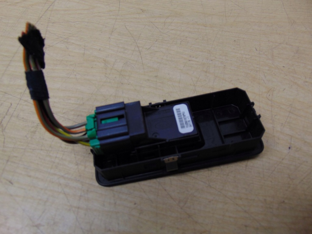 фото №3, Перемикач вікон правий задня land rover discovery