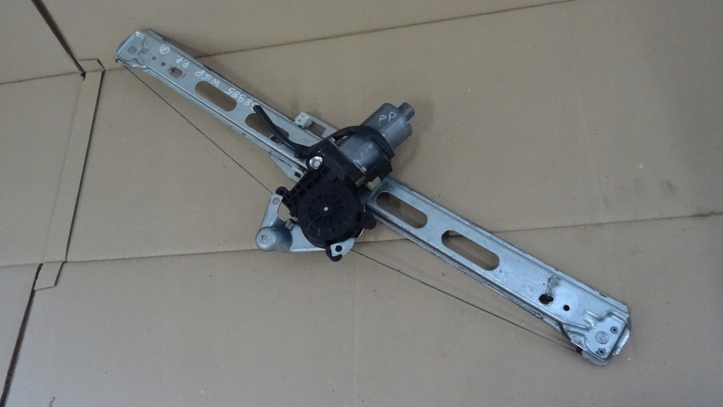 фото №10, Підйомник скло правий перед електричний w 168