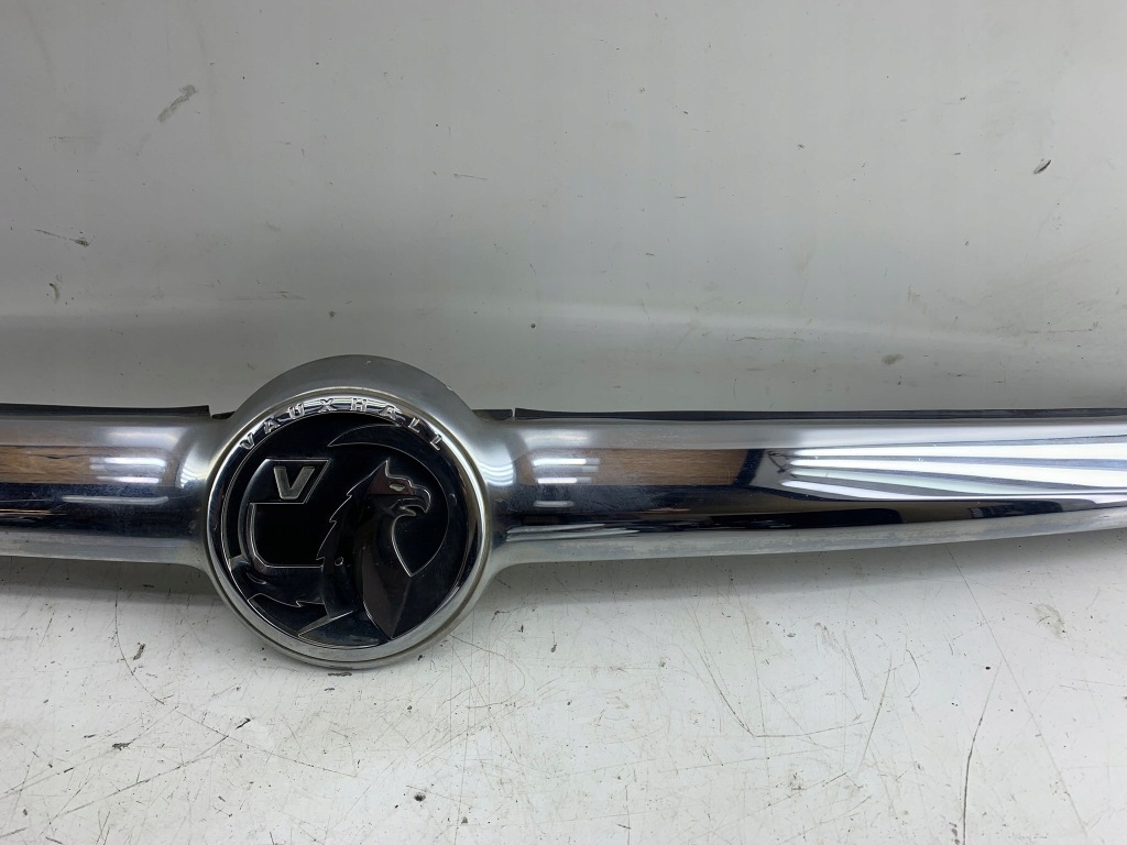 фото №4, Opel zafira c накладка кришки багажника хром