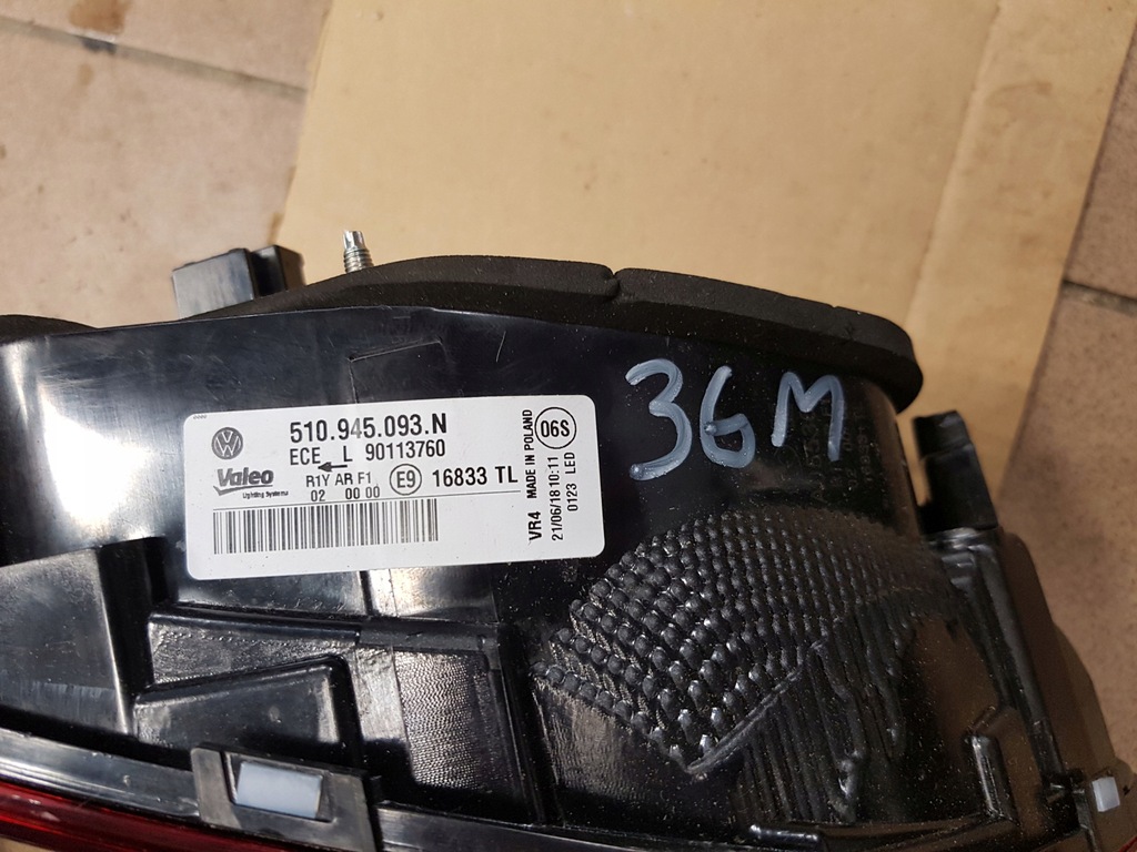 фото №9, Лампа левый задняя vw golf sportsvan 510945093n