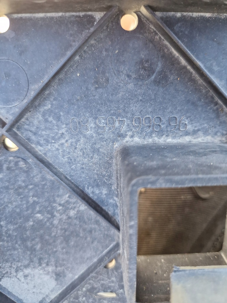 фото №12, Бампер peugeot 3008 i lift 2012 оригинал bez pdc sprysk kompletny демонтаж