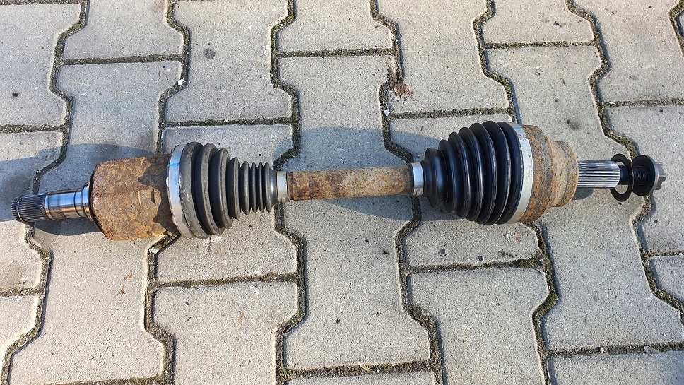 Купити Grand cherokee wk2 рестайлінг  привідний вал ліве перед 6.4 srt