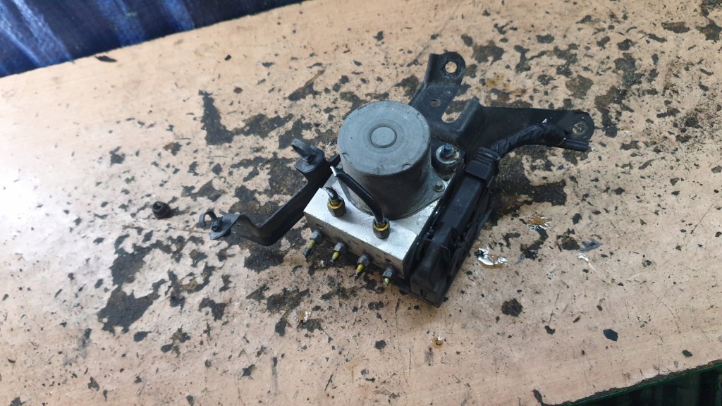 фото №1, Honda fr-v 2.2 i-ctdi насос abs блок керування