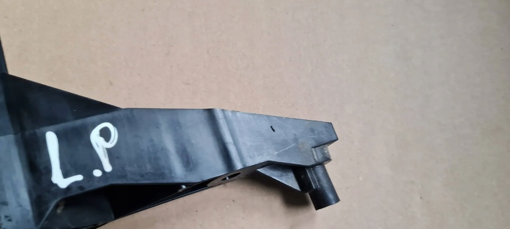 фото №8, S6 c7 4g lift кронштейн кронштейн радіатора ліва 4g0805201b s7 4g