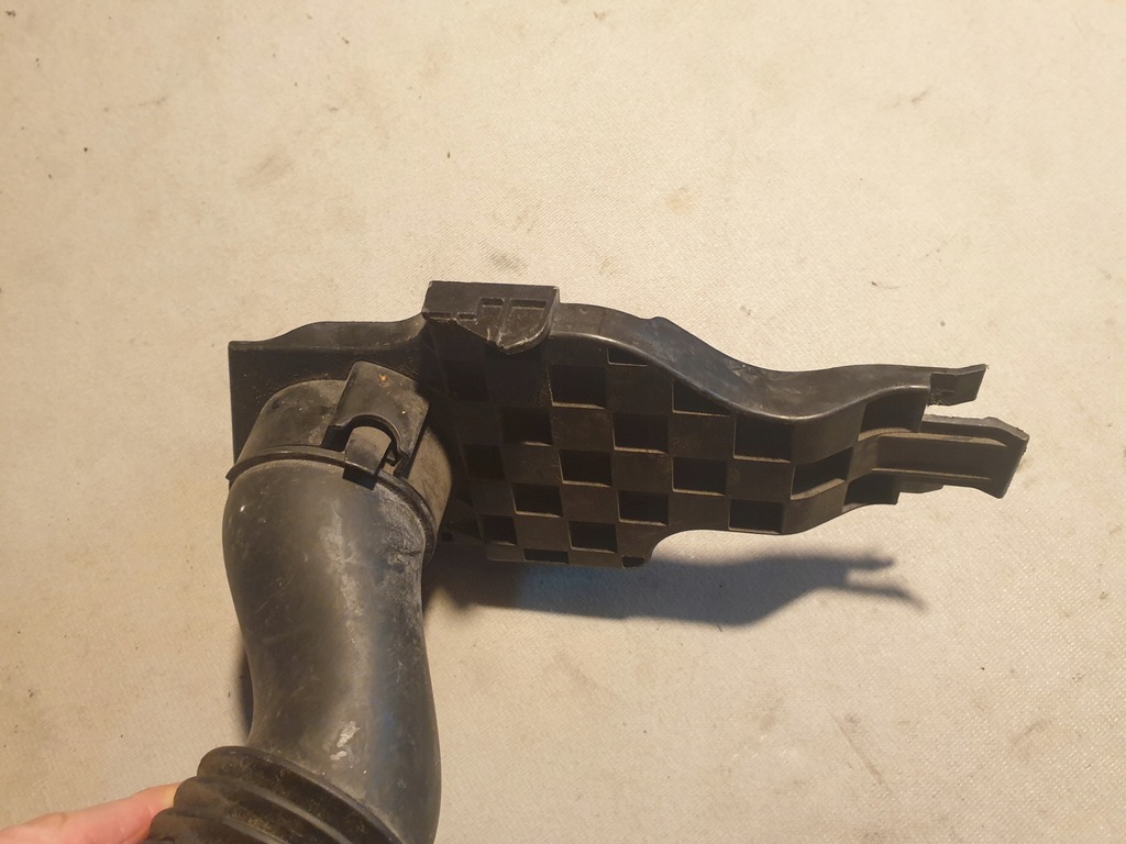 фото №4, Корпус повітрозабірник труба citroen c3 ii hdi 10-