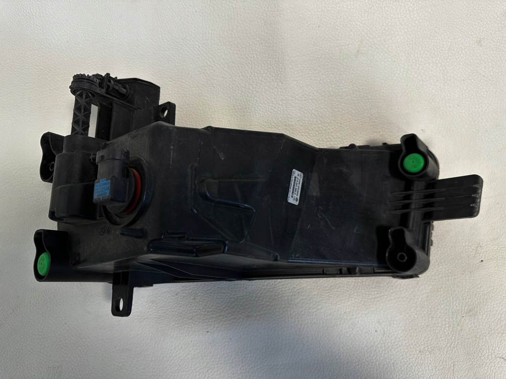 фото №5, Vw touran ii противотуманная фара правый 5ta