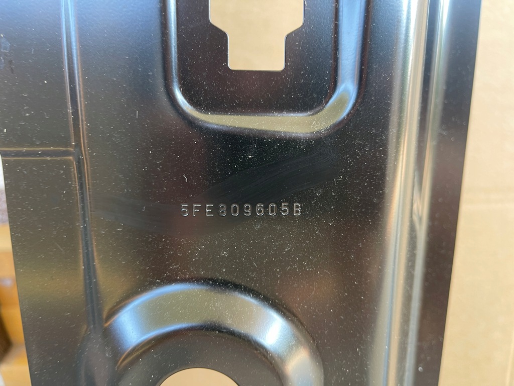 фото №5, Seat leon 4 iv 5fa 5fe порог блок двигателя левый крыша